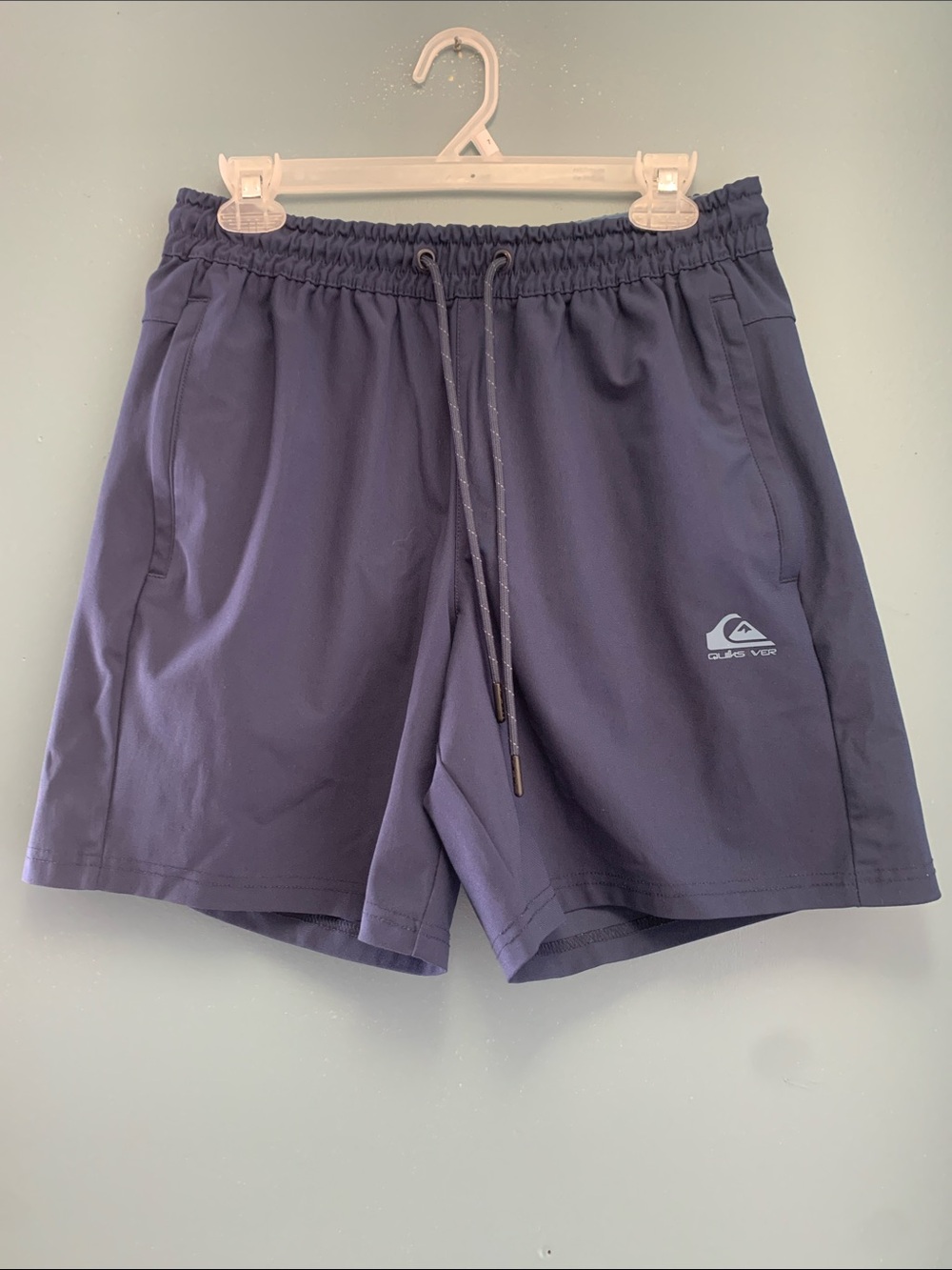 Quiksilver Men's Navy Elastic-Waist Athletic Shorts